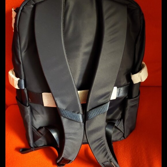 Brand new Lululemon Dark Navy Blue Backpack 22L main image 4